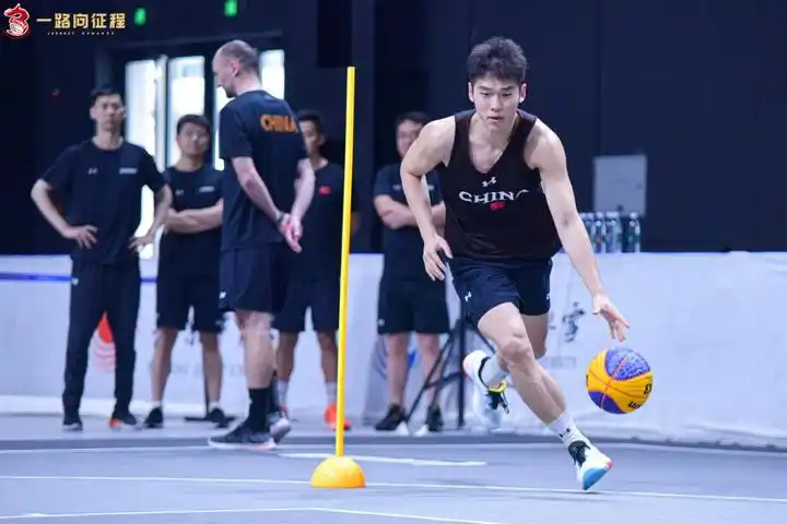 王奕博远走, 功和稳定的